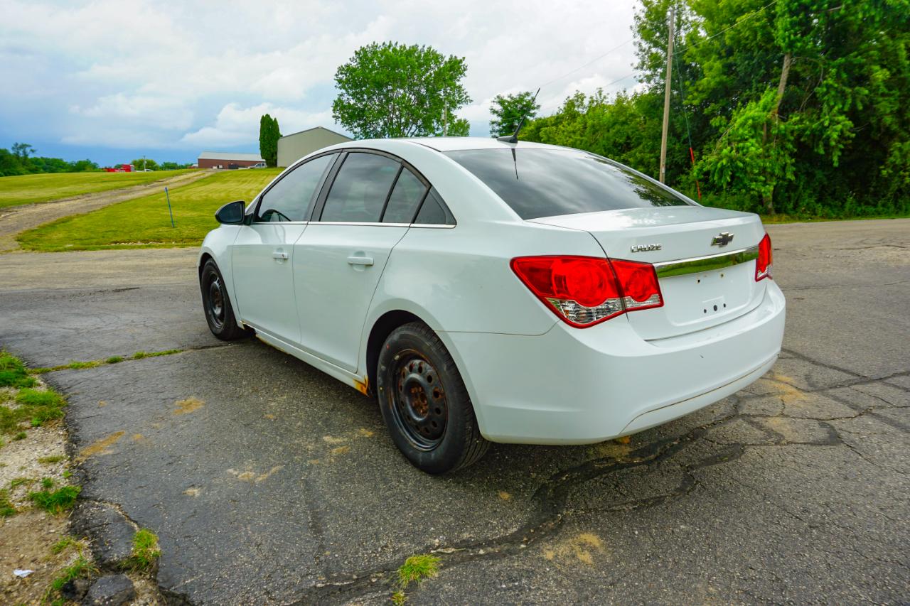 Chevrolet Cruze 4dr Sdn LS 2012
