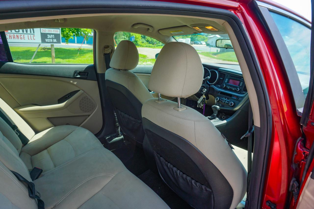 Kia Optima 4dr Sdn LX 2015