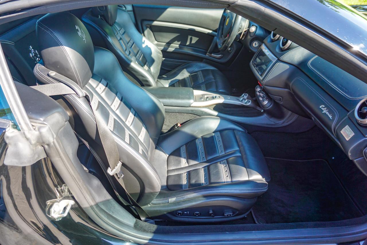 Ferrari California 2dr Conv 2011