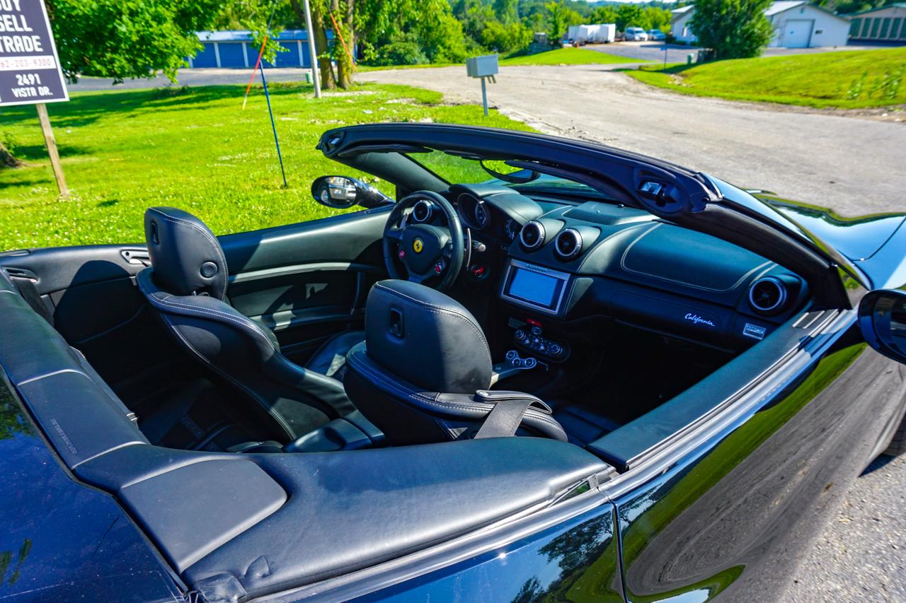 Ferrari California 2dr Conv 2011