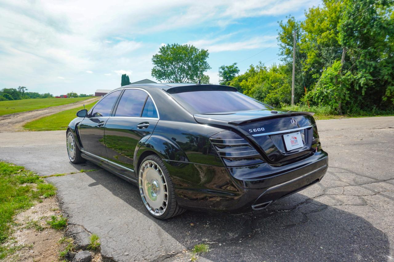Mercedes-Benz S-Class 4dr Sdn 5.5L V12 RWD 2007