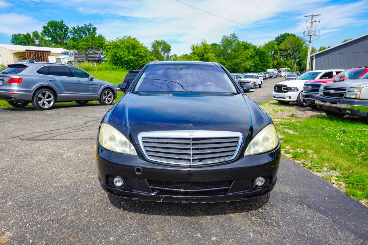 Mercedes-Benz S-Class 4dr Sdn 5.5L V12 RWD 2007
