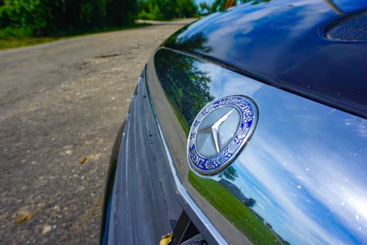 Mercedes-Benz S-Class 4dr Sdn 5.5L V12 RWD 2007