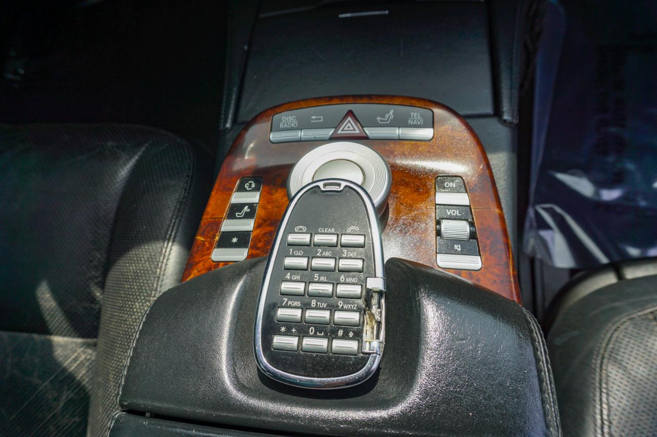 Mercedes-Benz S-Class 4dr Sdn 5.5L V12 RWD 2007