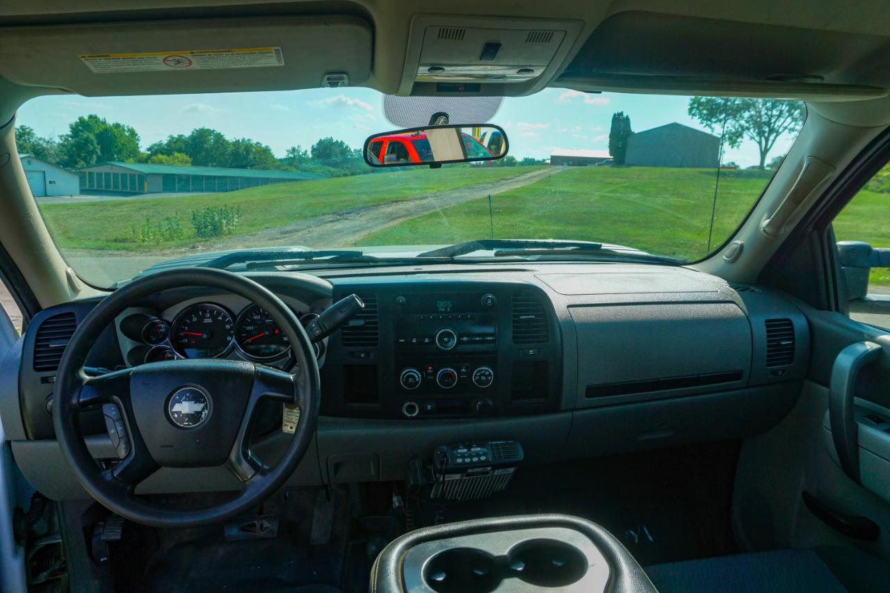 Chevrolet Silverado 2500HD 4WD Ext Cab 144.2" Work Truck 2011