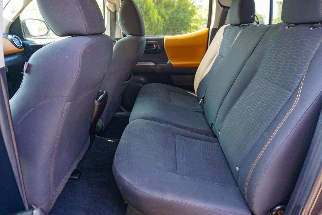Toyota Tacoma 4WD Double Cab V6 MT TRD Off Road (Natl) 2016