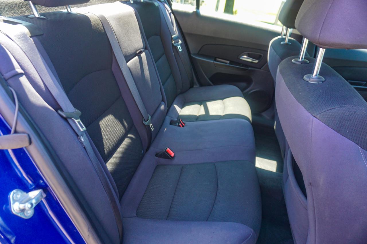 Chevrolet Cruze 4dr Sdn Auto 1LT 2013