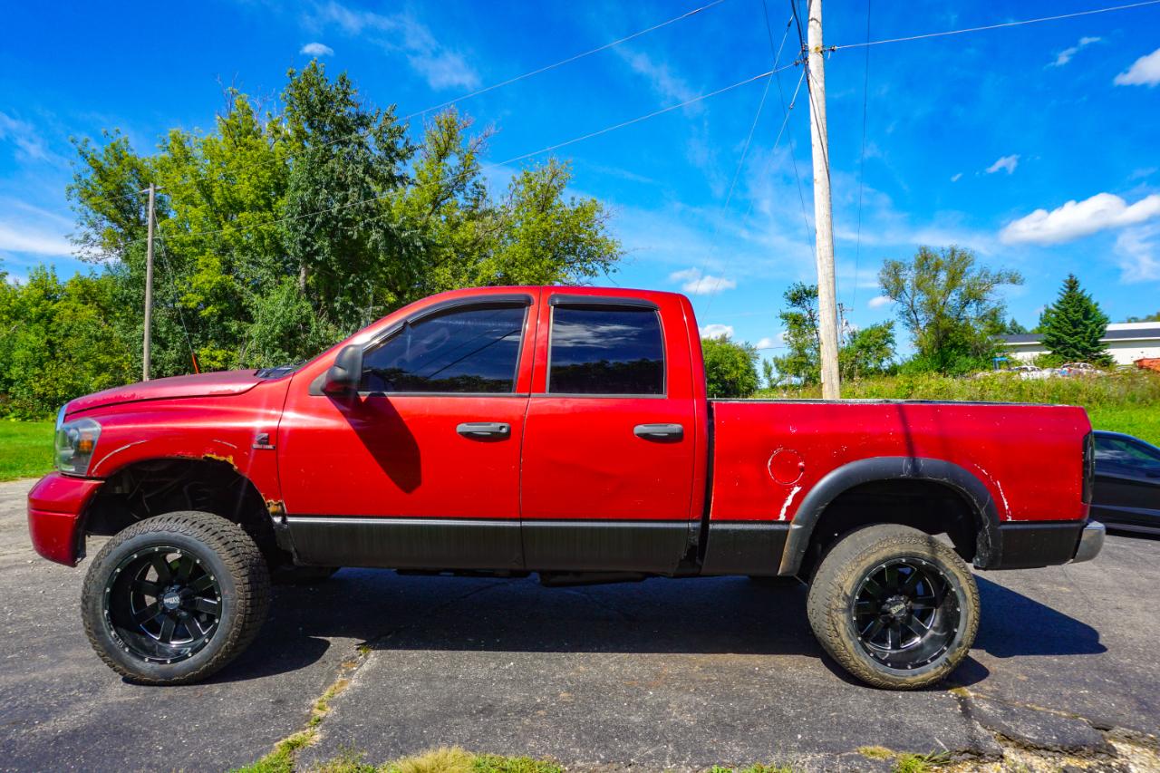 Dodge Ram 2500 4dr Quad Cab 140.5 4WD Laramie 2006