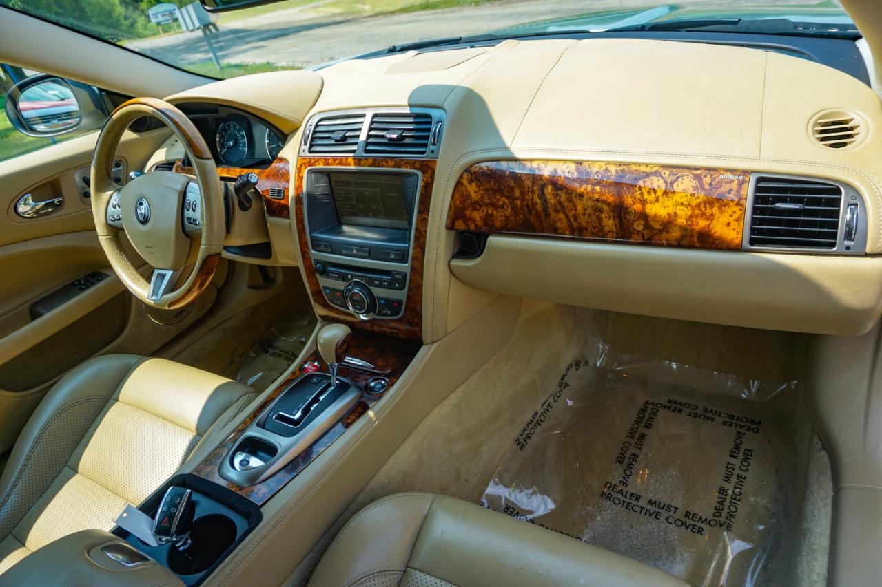 Jaguar XK 2dr Convertible 2007