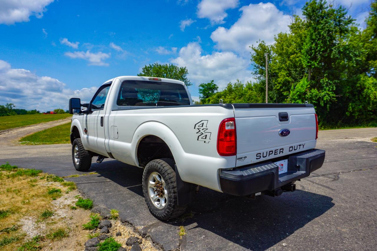 Ford Super Duty F-350 SRW 4WD Reg Cab 137" XLT 2015