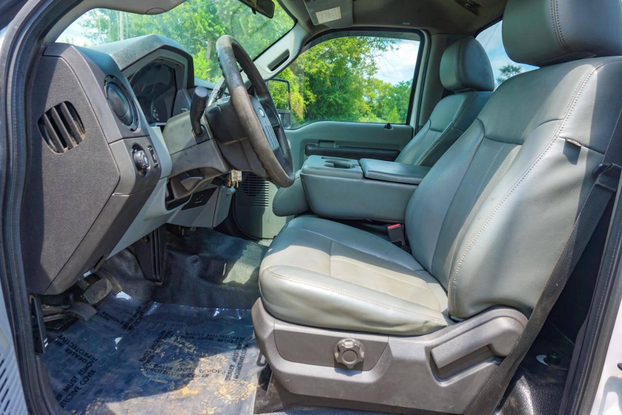 Ford Super Duty F-350 SRW 4WD Reg Cab 137" XLT 2015