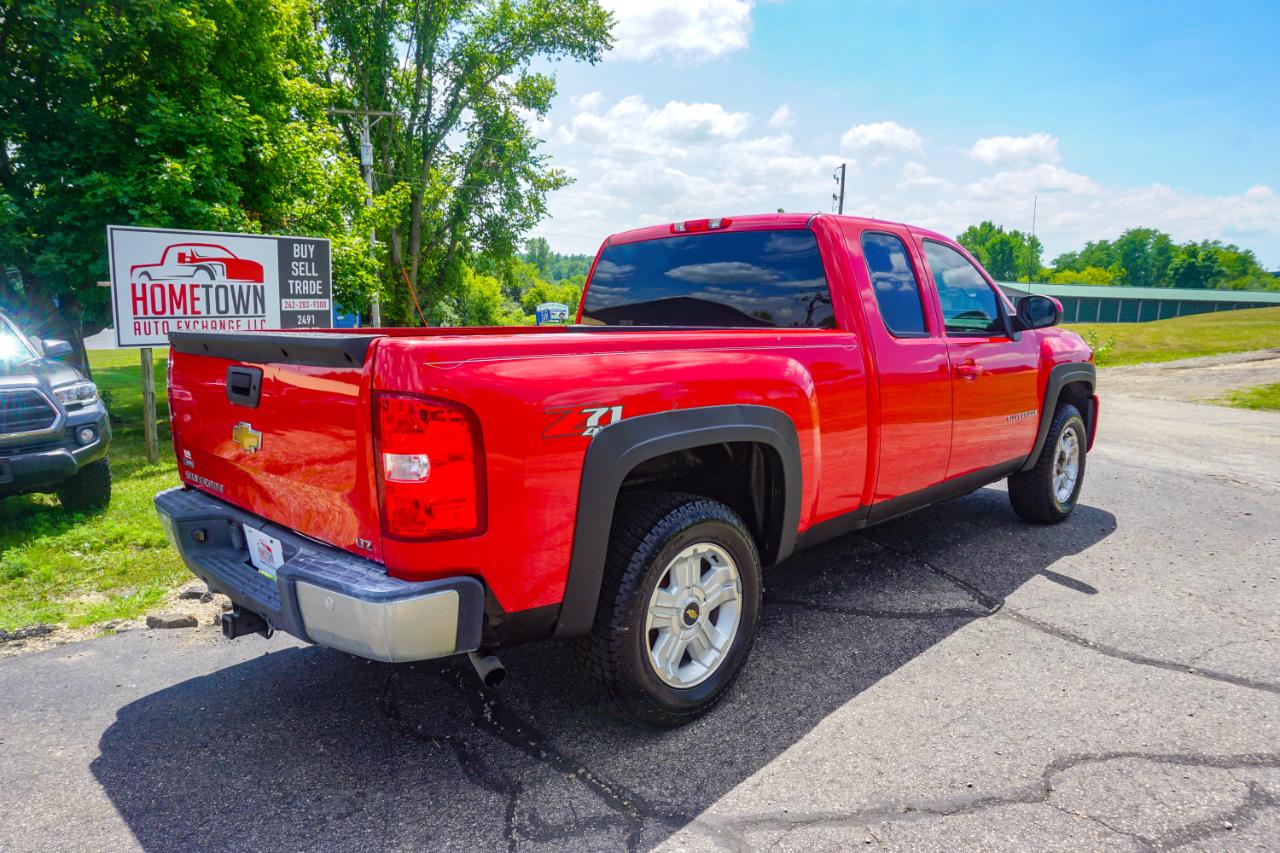 Chevrolet Silverado 1500 4WD Ext Cab 143.5" LTZ 2009