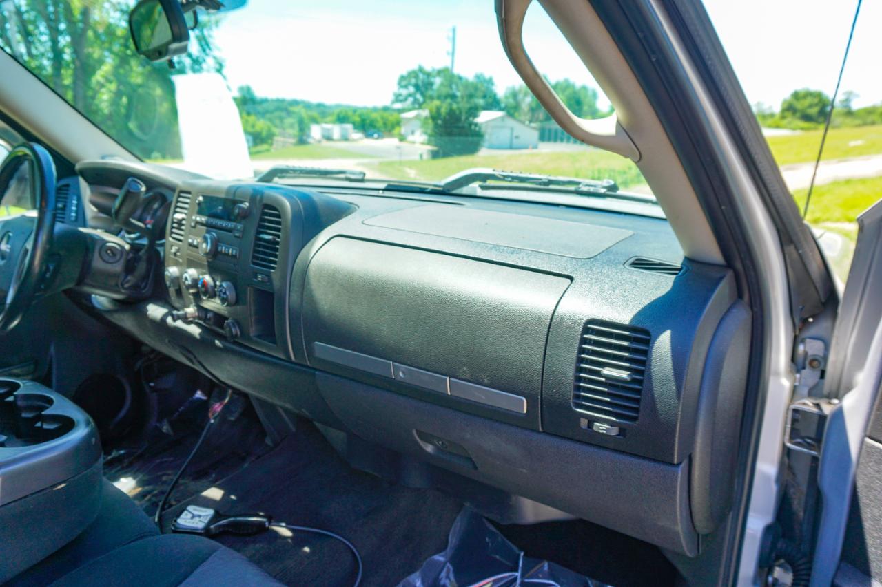 GMC Sierra 2500HD 4WD Ext Cab 143.5" SLE 2010