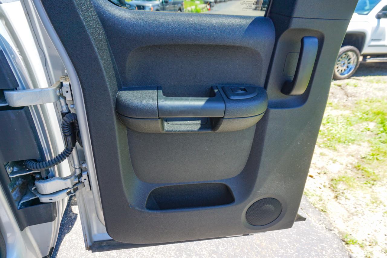 GMC Sierra 2500HD 4WD Ext Cab 143.5" SLE 2010
