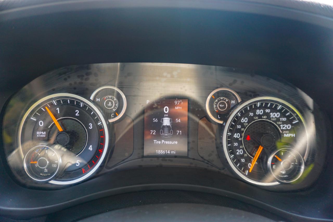 RAM 2500 Big Horn 4x4 Crew Cab 8' Box 2019