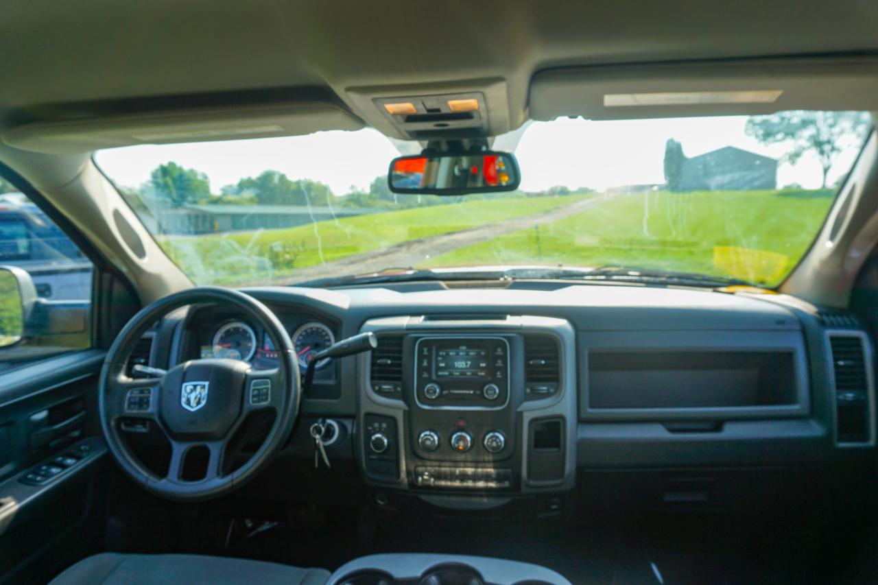 RAM 3500 4WD Crew Cab 169" Tradesman 2016
