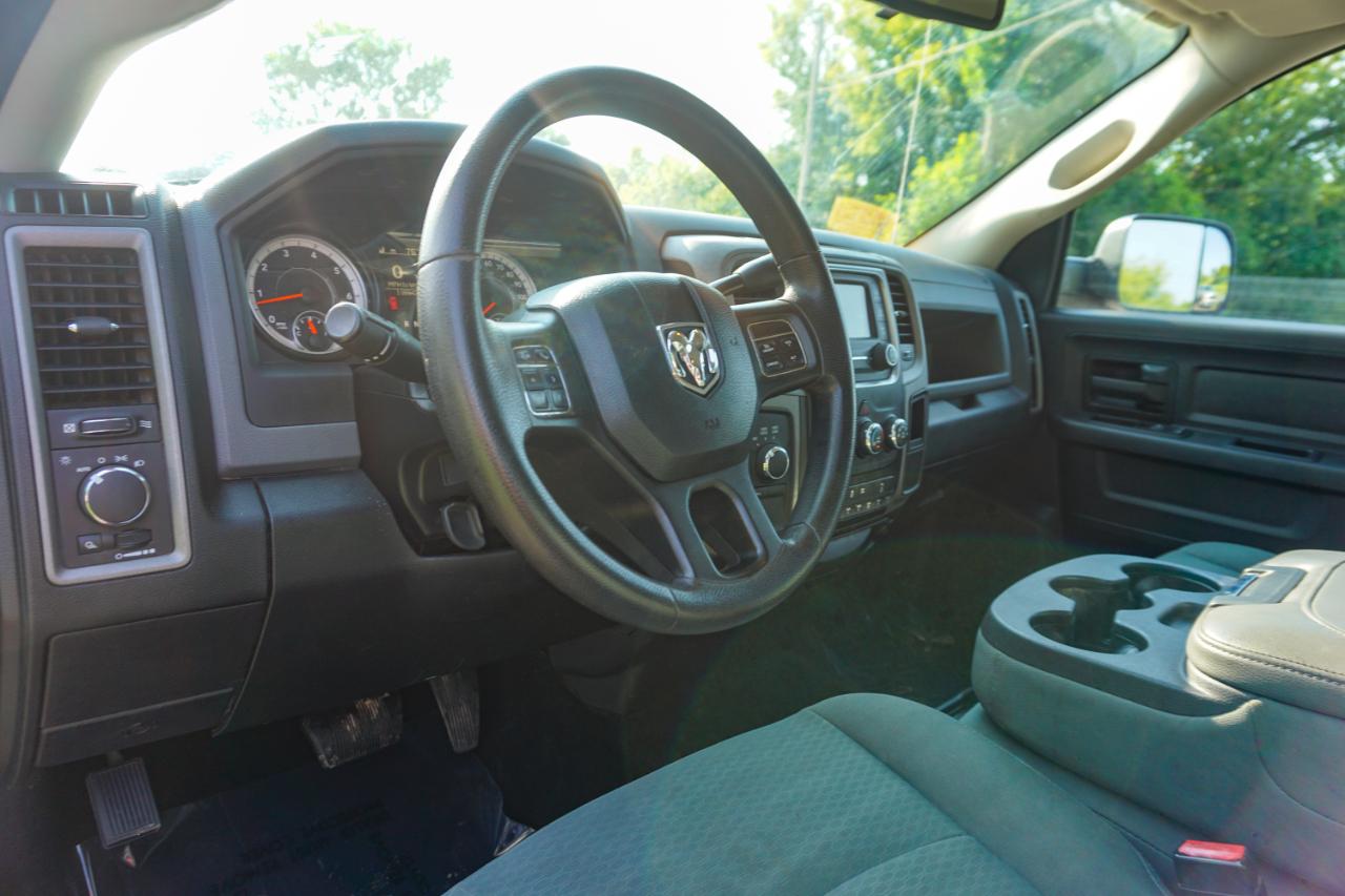 RAM 3500 4WD Crew Cab 169" Tradesman 2016