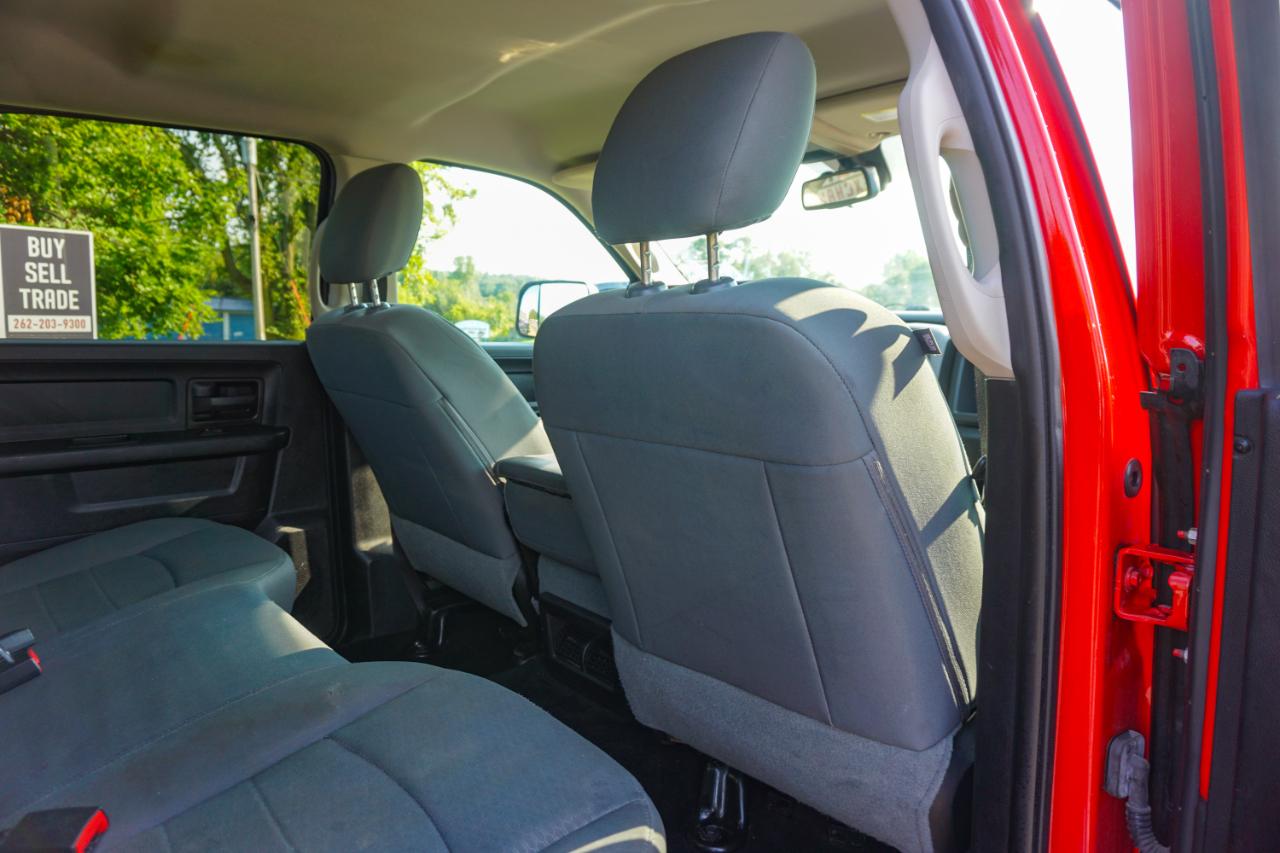 RAM 3500 4WD Crew Cab 169" Tradesman 2016