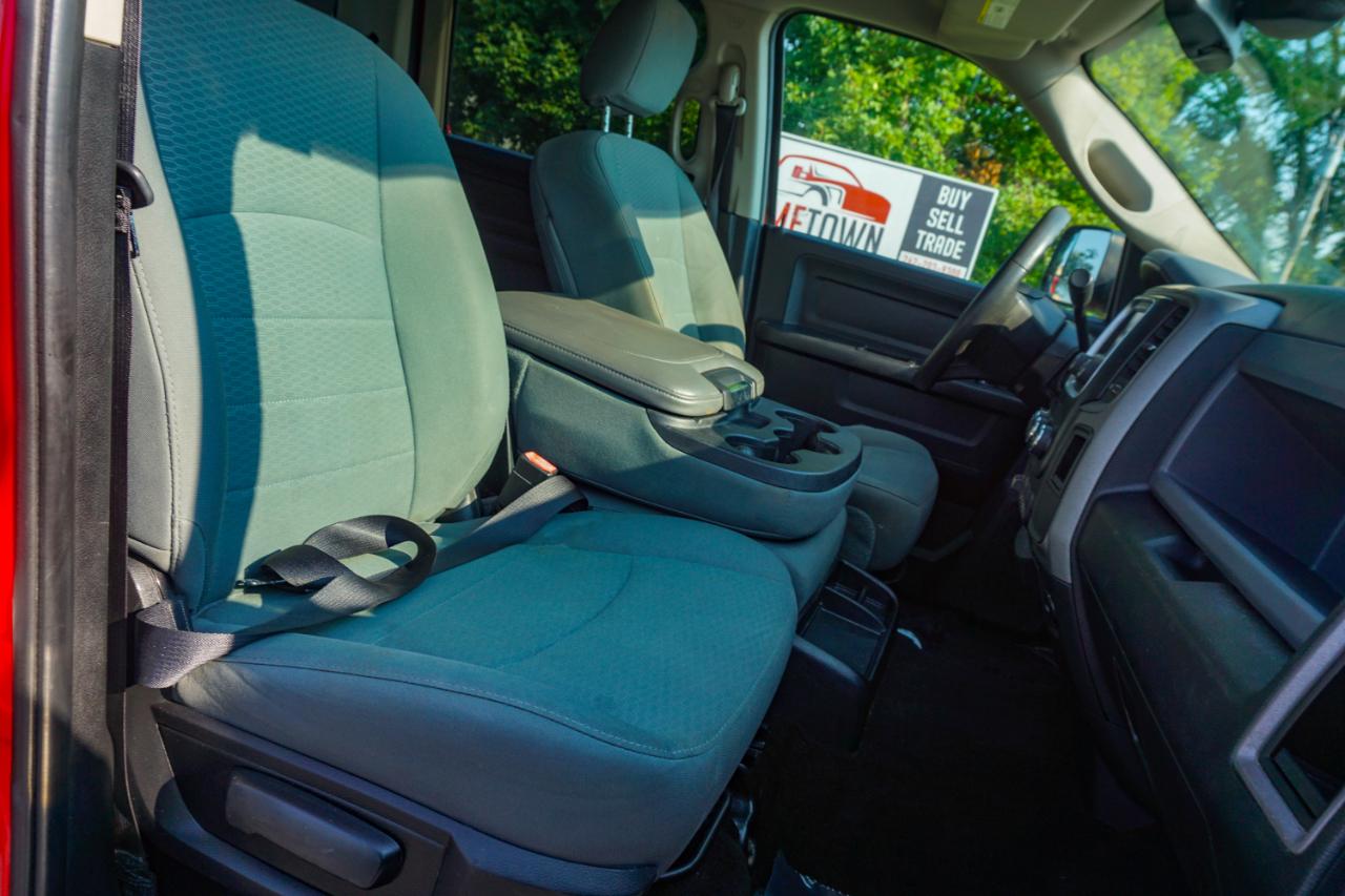 RAM 3500 4WD Crew Cab 169" Tradesman 2016