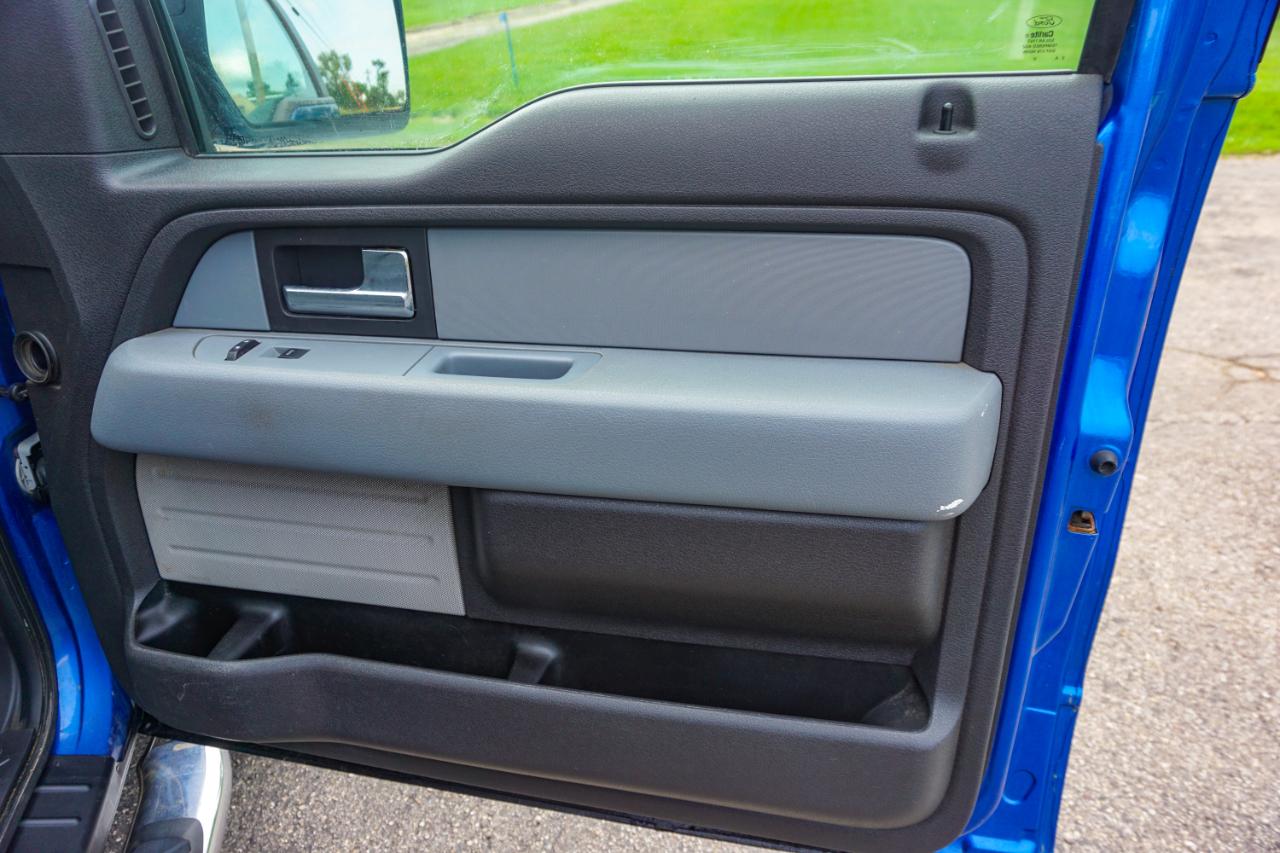 Ford F-150 4WD SuperCab 145" Lariat 2013