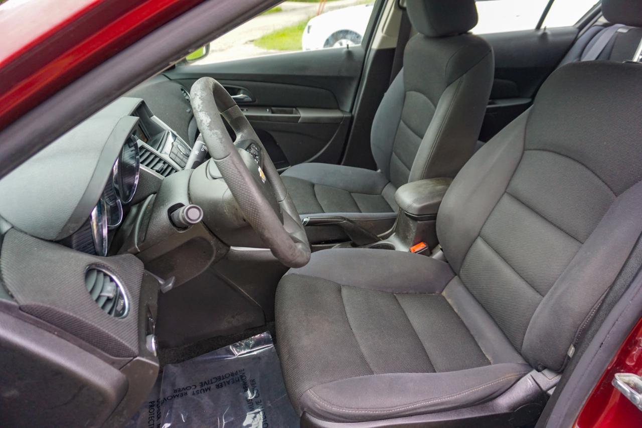Chevrolet Cruze Limited 4dr Sdn Auto LT w/1LT 2016