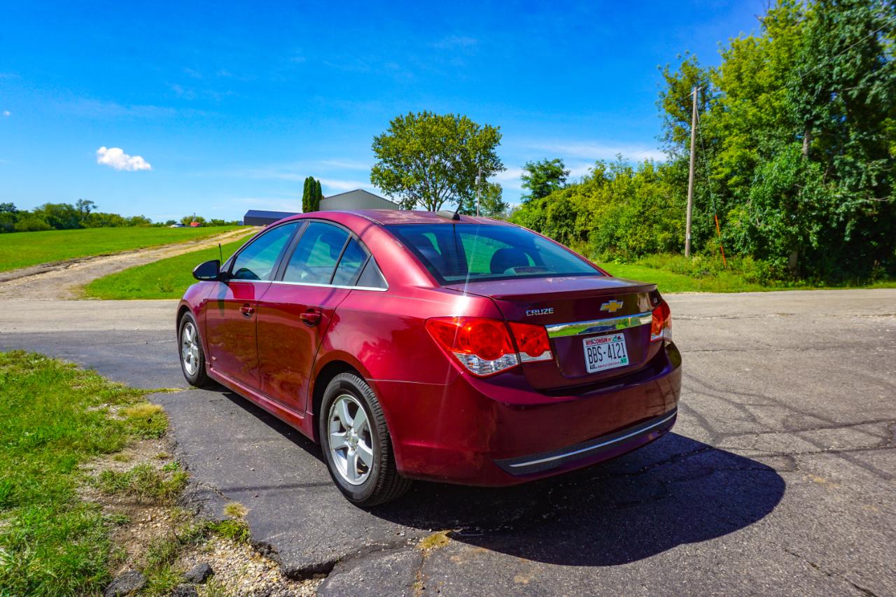 Chevrolet Cruze Limited 4dr Sdn Auto LT w/1LT 2016