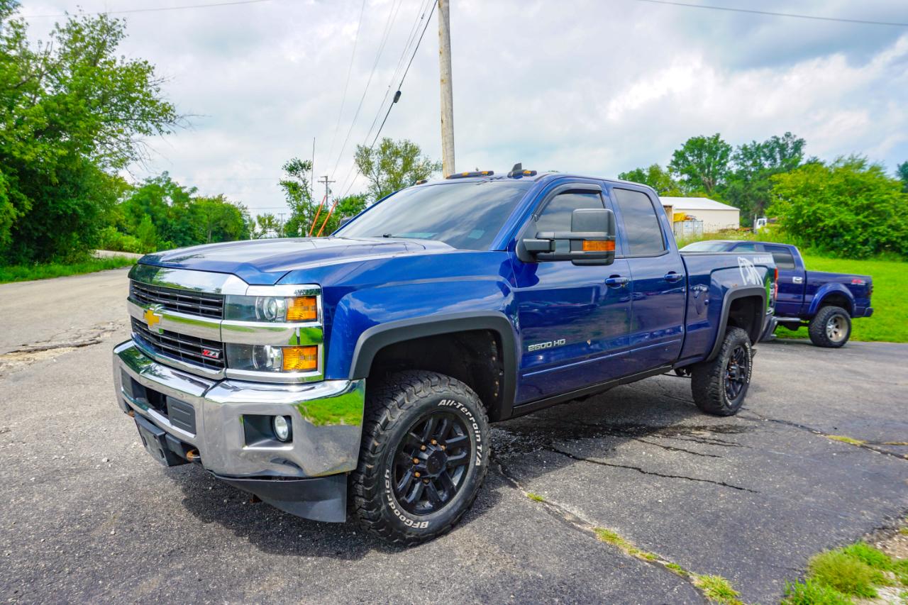 Chevrolet Silverado 2500HD 4WD Double Cab 144.2" LT 2017