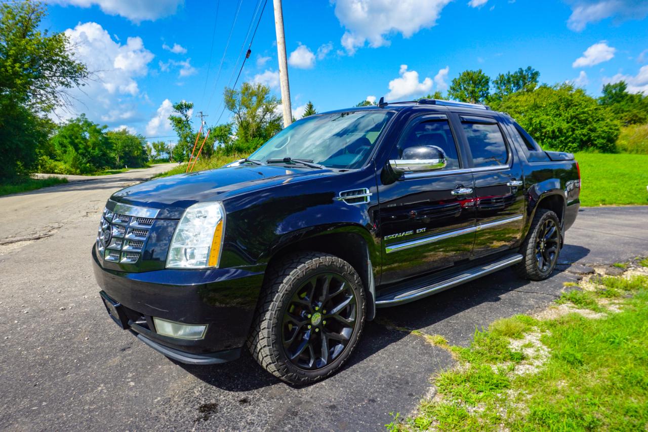 Cadillac Escalade EXT AWD 4dr Base 2011