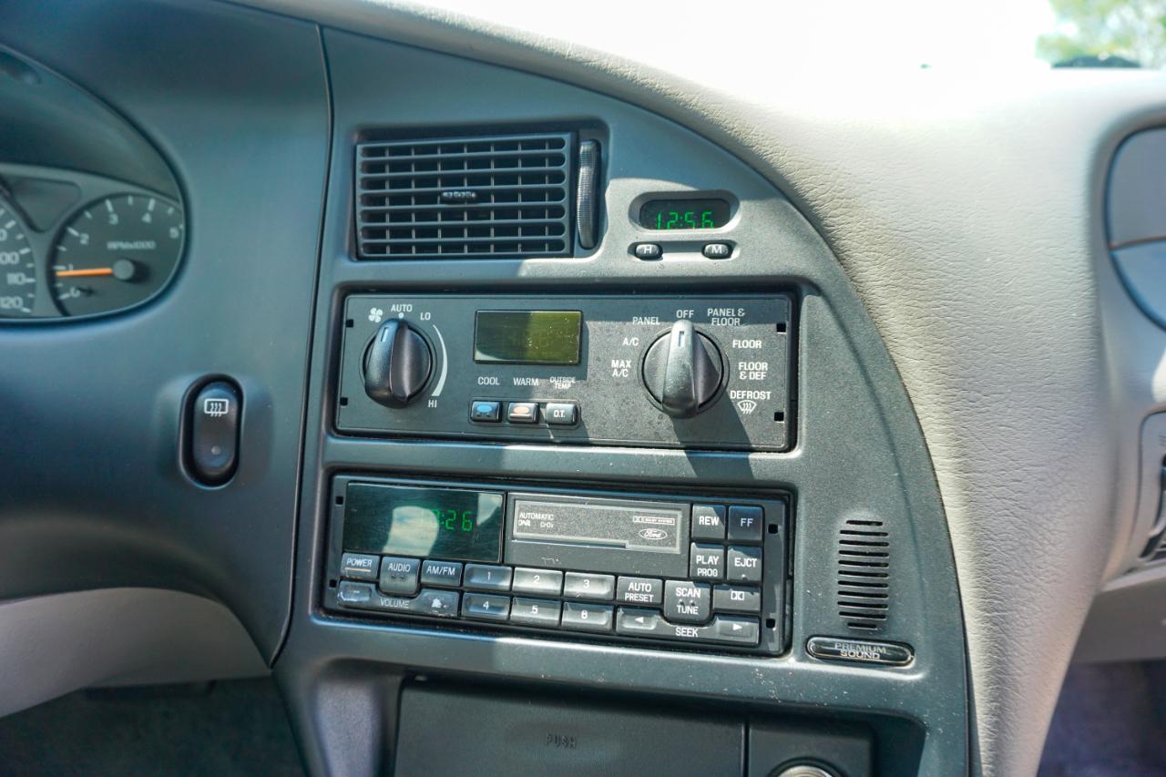 Ford Thunderbird 2dr Cpe LX 1997