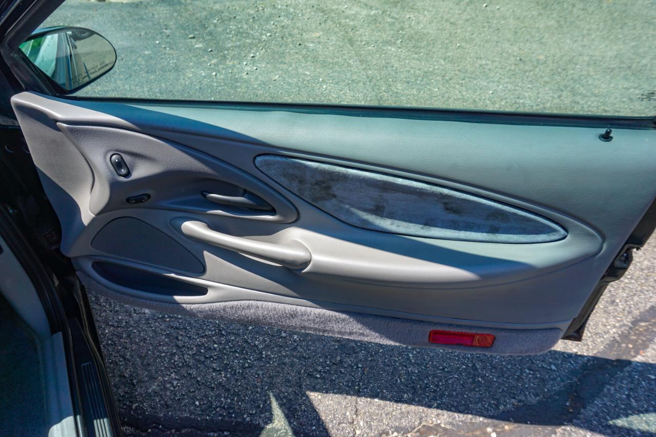 Ford Thunderbird 2dr Cpe LX 1997