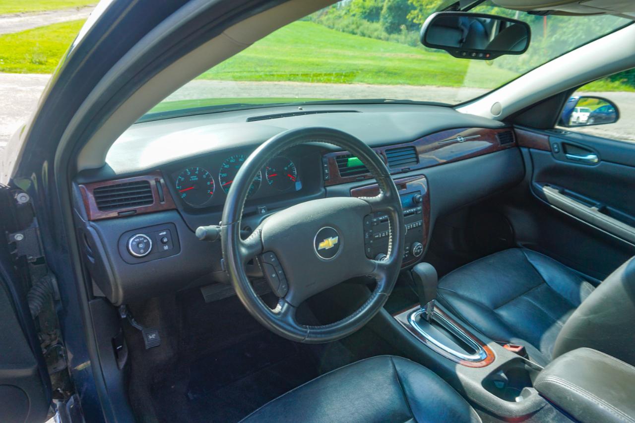 Chevrolet Impala 4dr Sdn LT Retail 2011