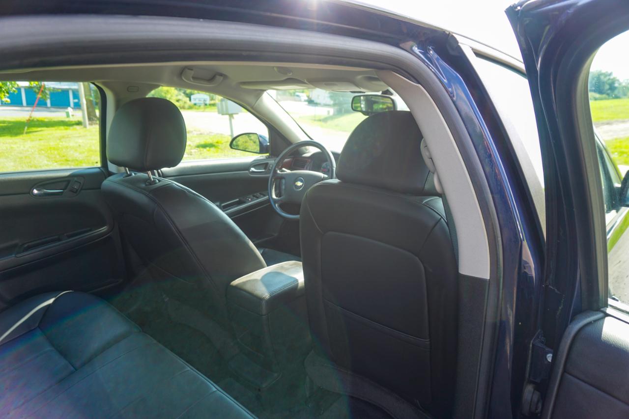 Chevrolet Impala 4dr Sdn LT Retail 2011