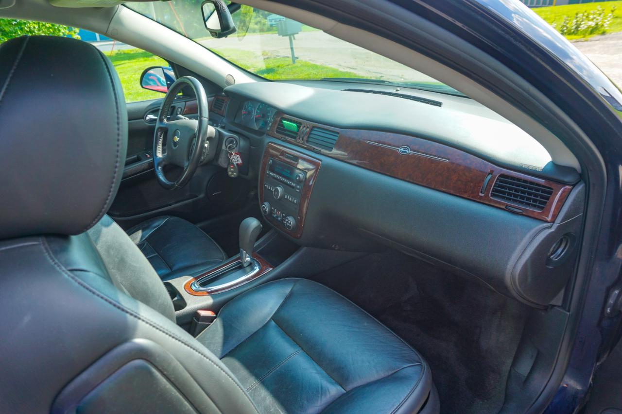 Chevrolet Impala 4dr Sdn LT Retail 2011