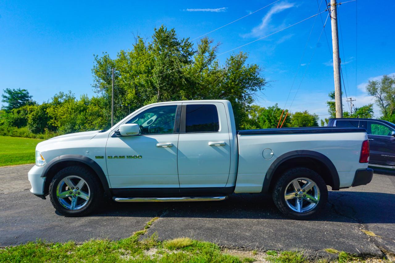 RAM 1500 4WD Quad Cab 140.5" Sport 2011