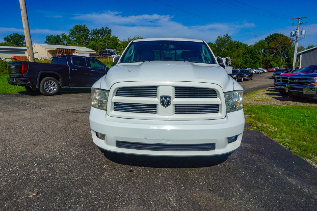 RAM 1500 4WD Quad Cab 140.5" Sport 2011