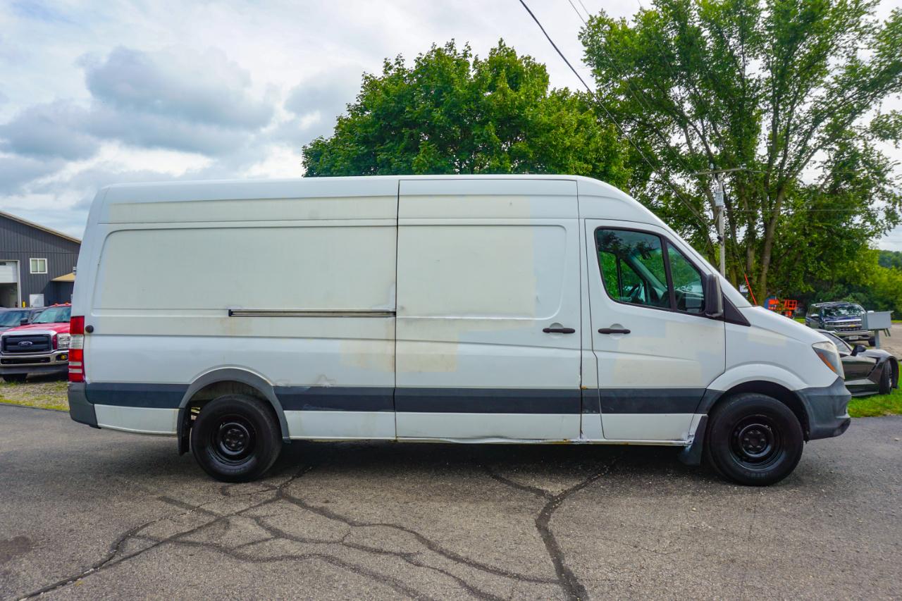 Mercedes-Benz Sprinter Cargo Vans 2500 170" 2014