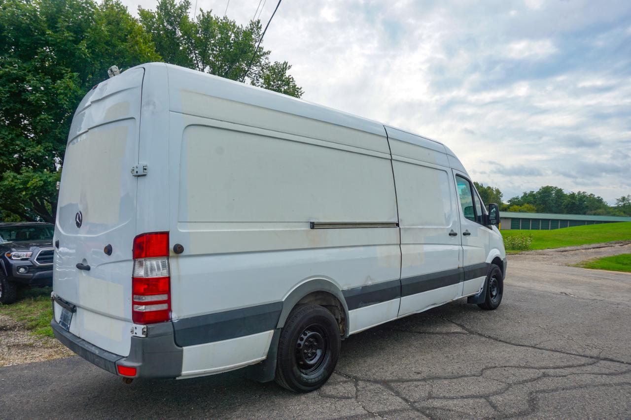 Mercedes-Benz Sprinter Cargo Vans 2500 170" 2014