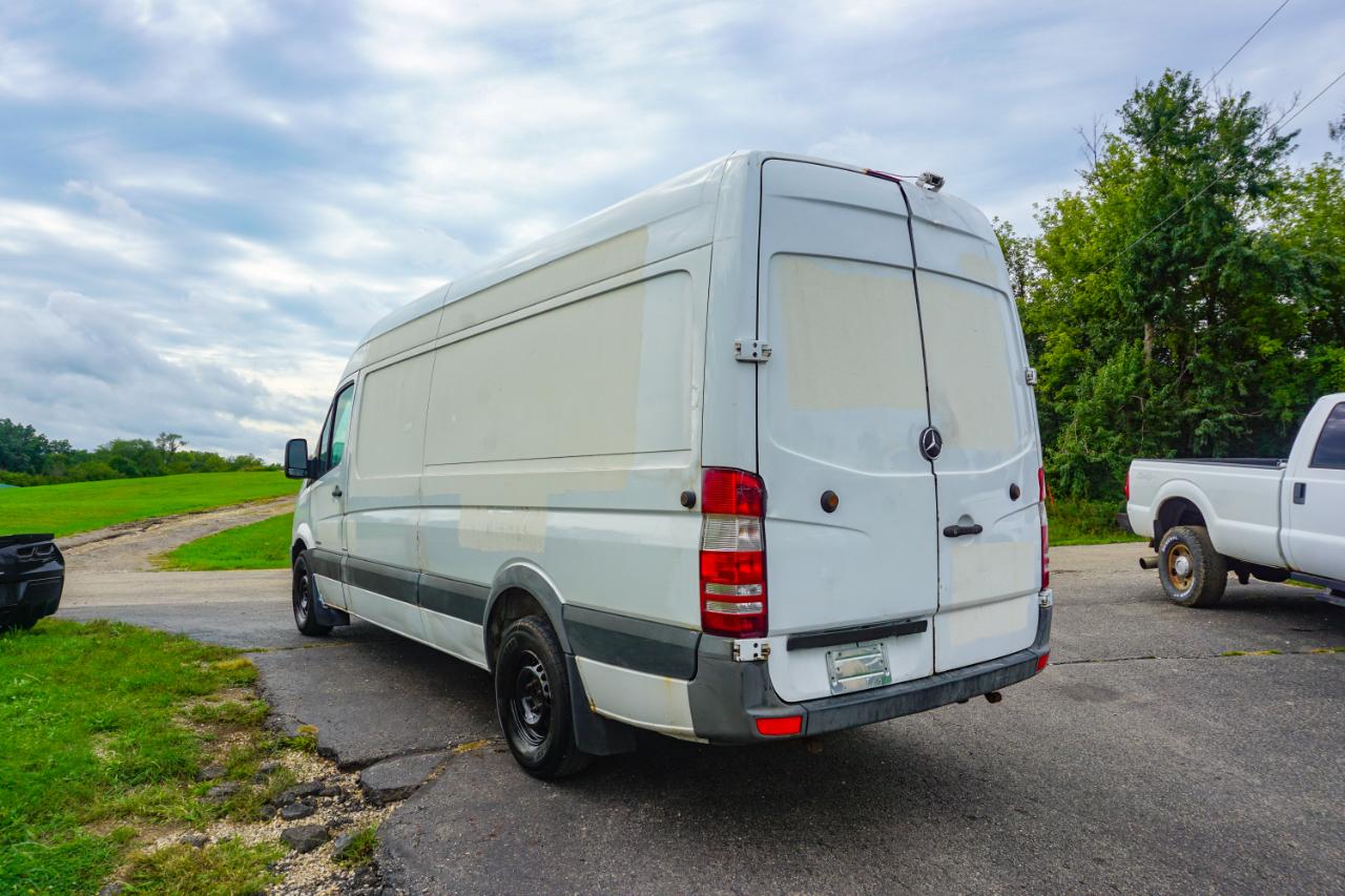 Mercedes-Benz Sprinter Cargo Vans 2500 170" 2014