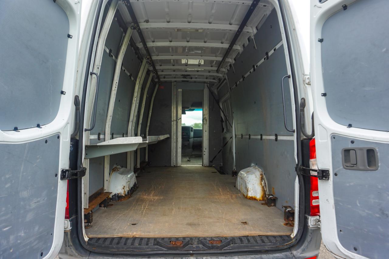 Mercedes-Benz Sprinter Cargo Vans 2500 170" 2014