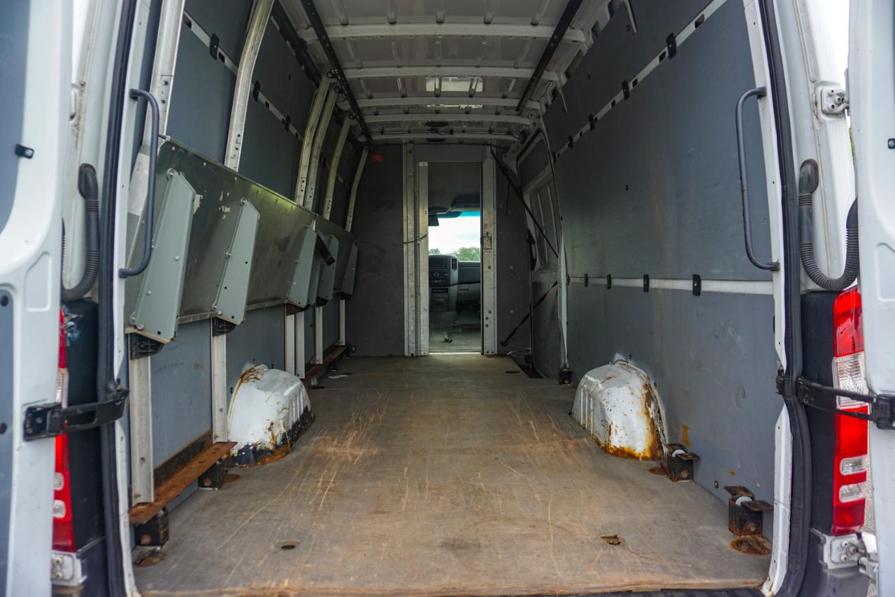 Mercedes-Benz Sprinter Cargo Vans 2500 170" 2014