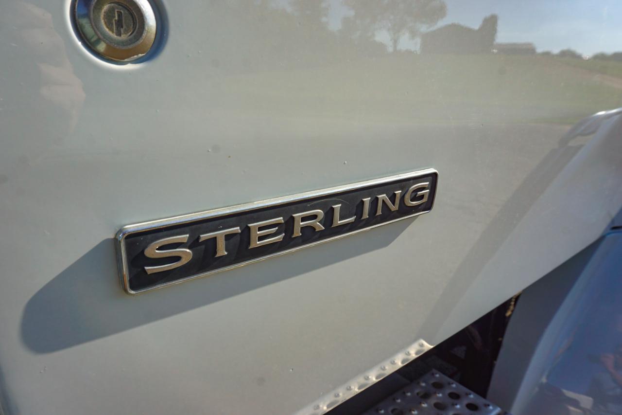 Sterling M8500 Acterra  2005