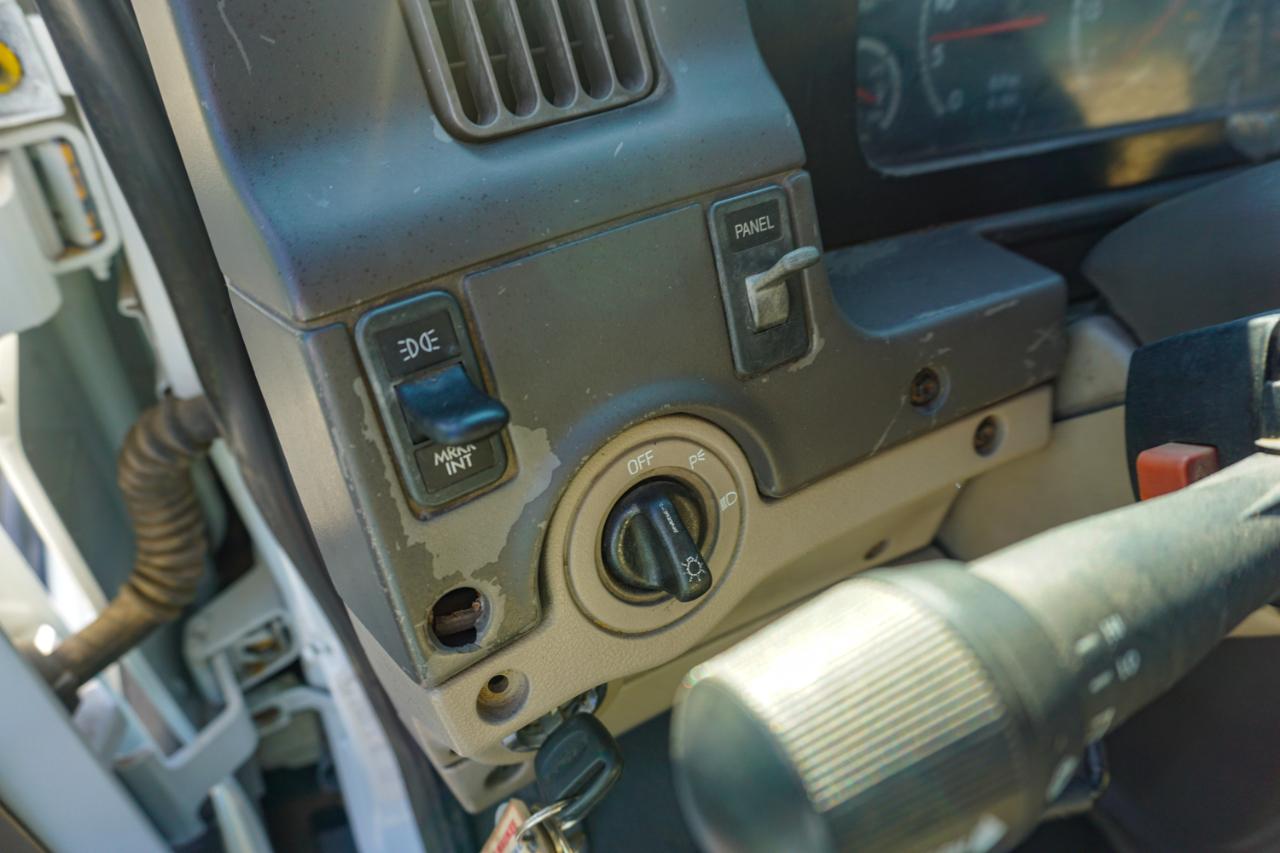 Sterling M8500 Acterra  2005