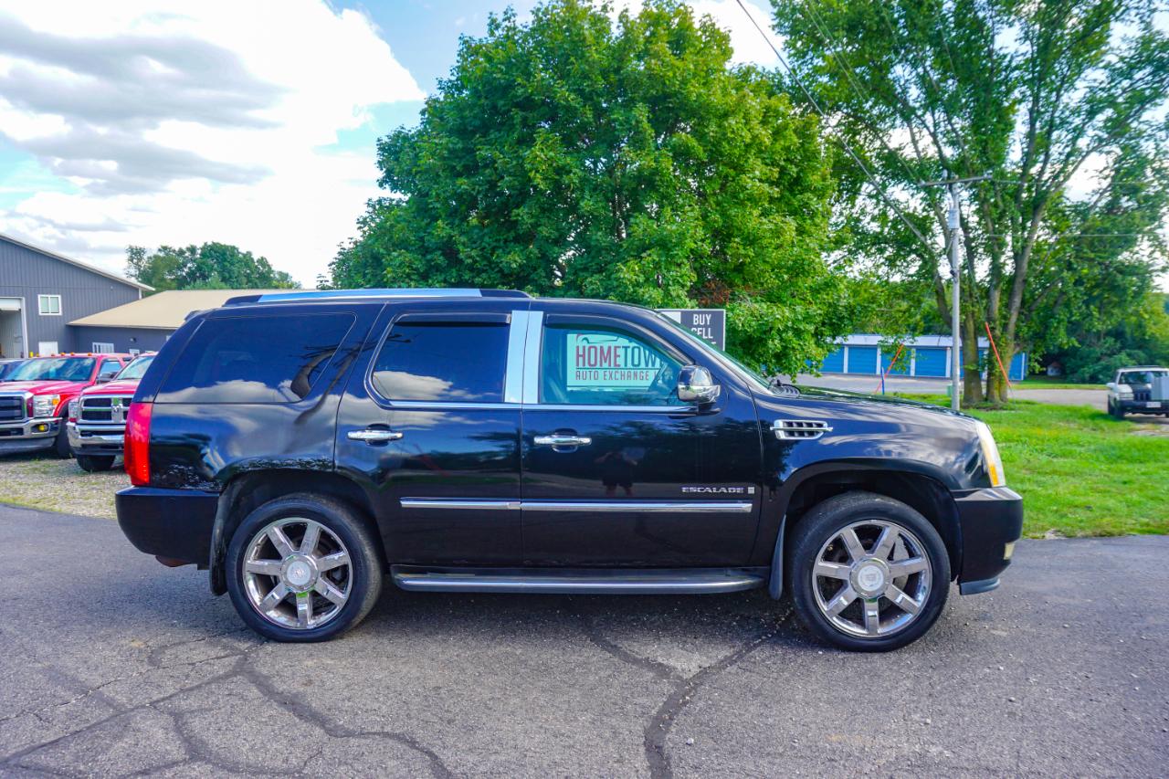 Cadillac Escalade AWD 4dr 2008