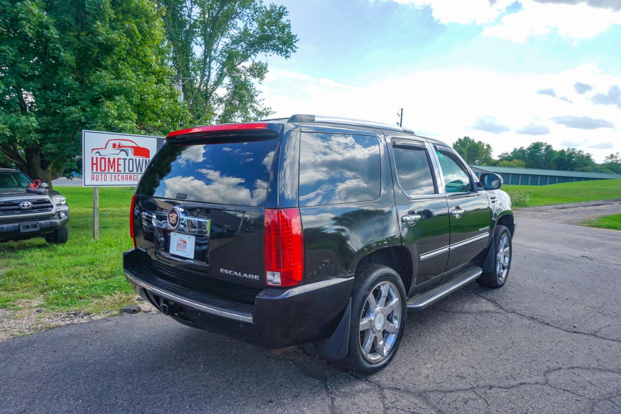 Cadillac Escalade AWD 4dr 2008
