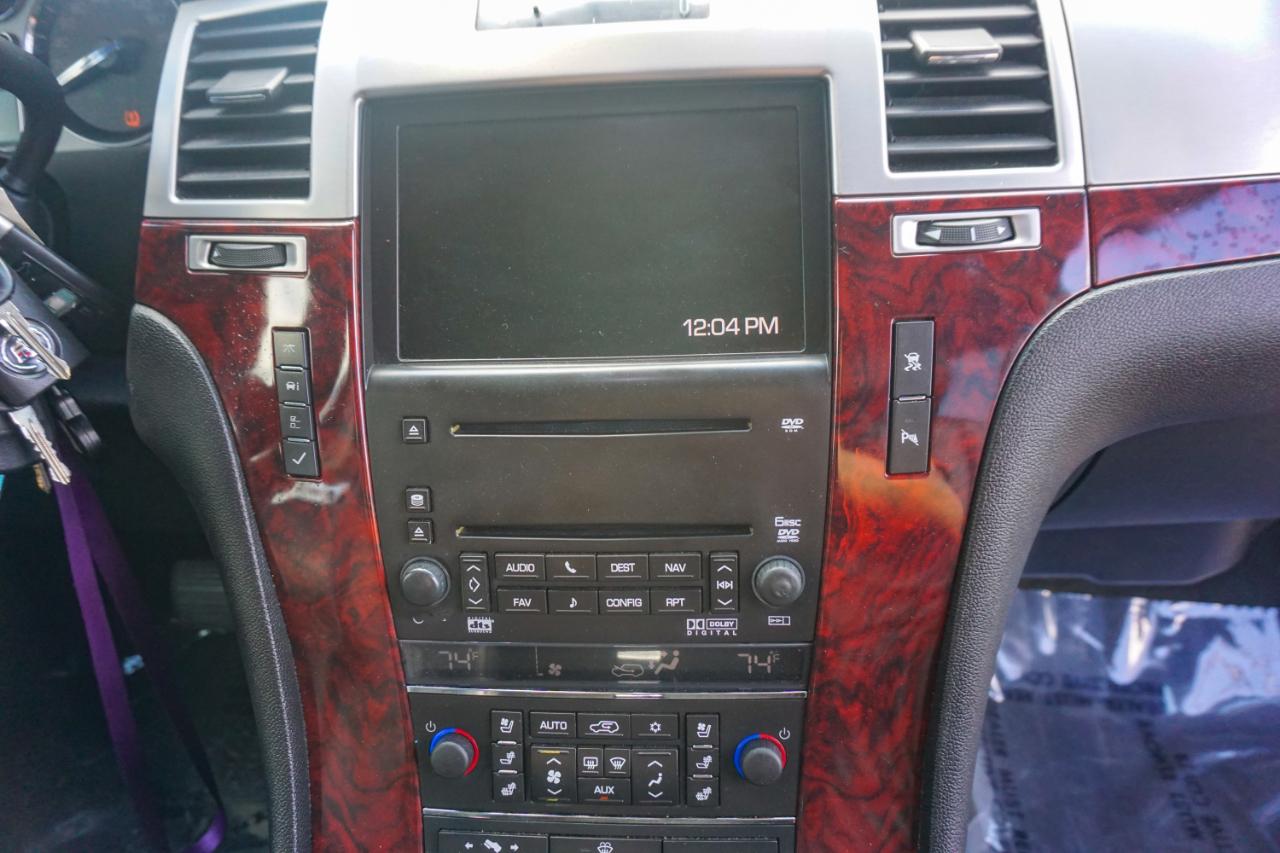 Cadillac Escalade AWD 4dr 2008
