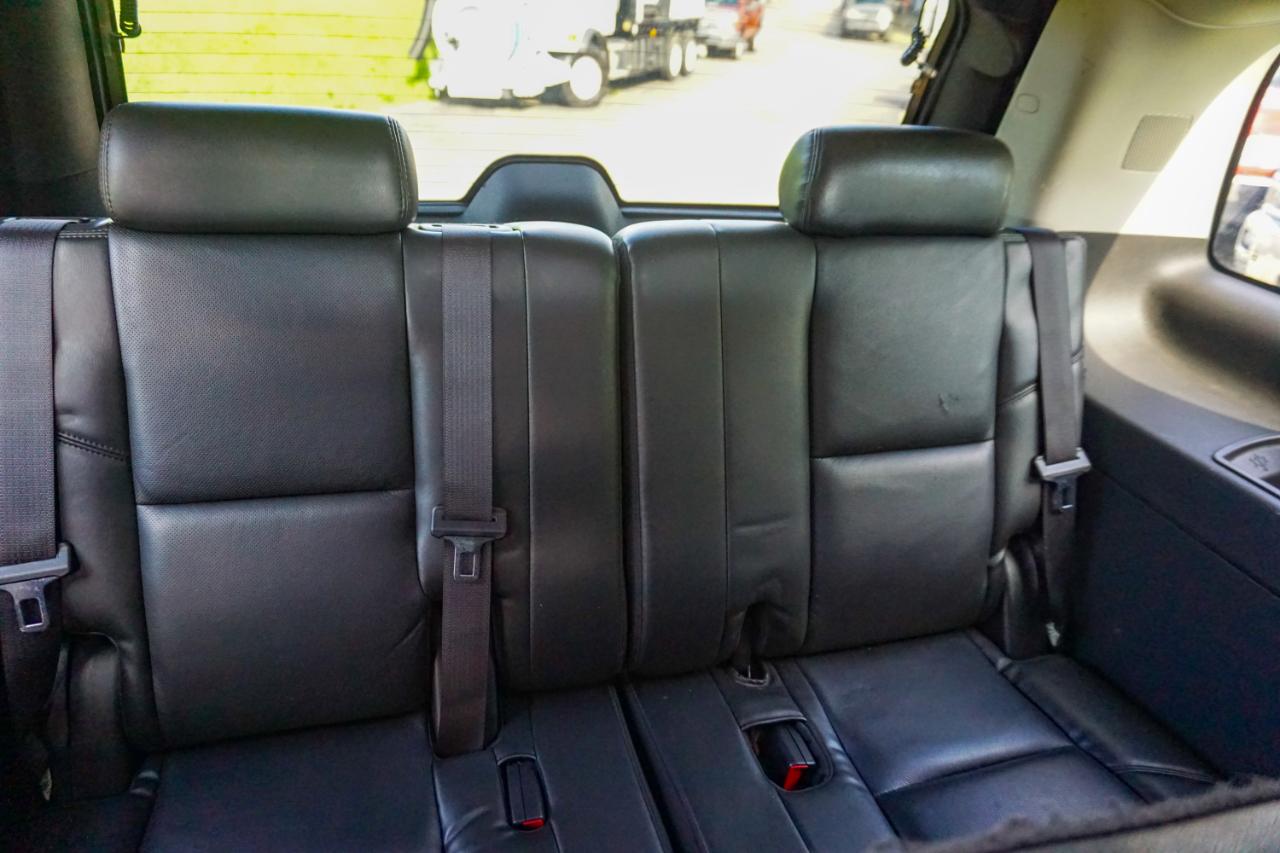 Cadillac Escalade AWD 4dr 2008