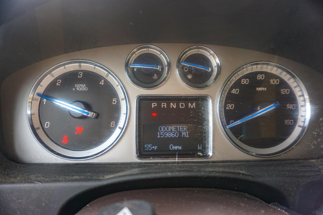 Cadillac Escalade AWD 4dr Luxury 2010
