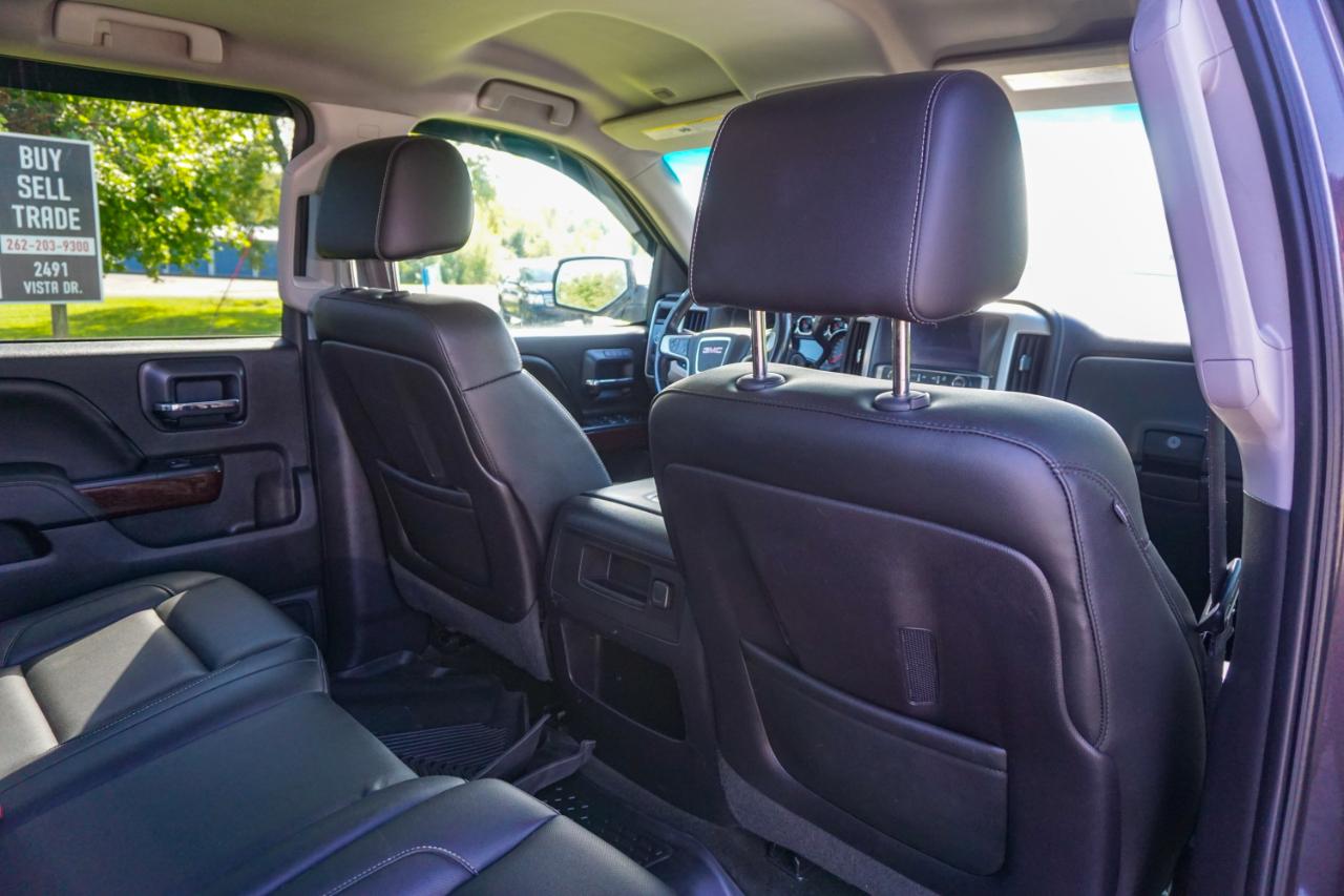 GMC Sierra 1500 4WD Crew Cab 143.5" SLT 2015