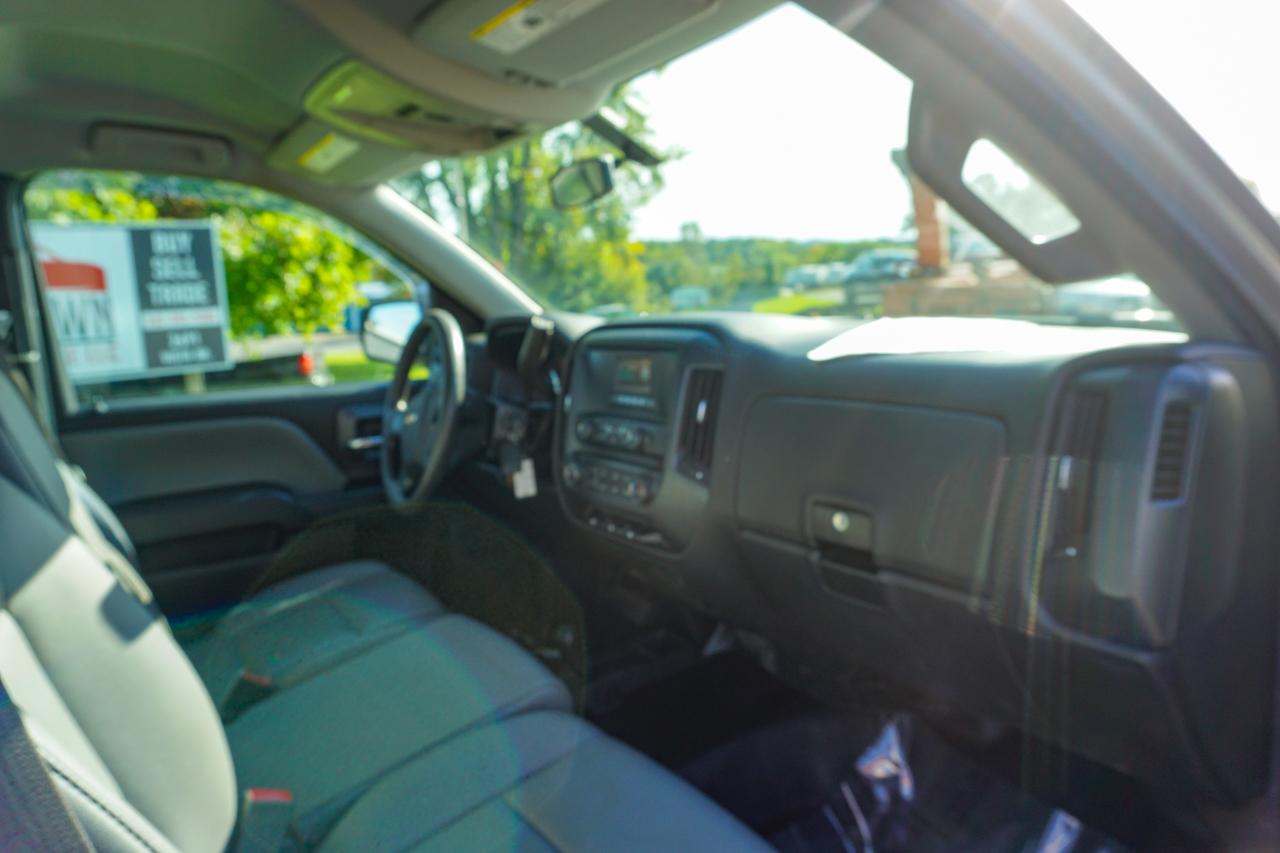 Chevrolet Silverado 1500 4WD Reg Cab 133.0" Work Truck 2016