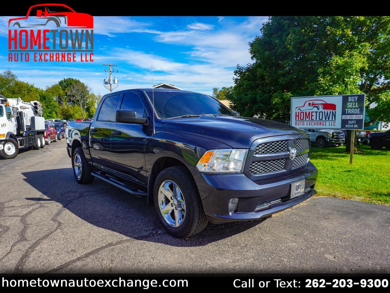 2017 RAM 1500 Express 4x4 Crew Cab 5'7" Box